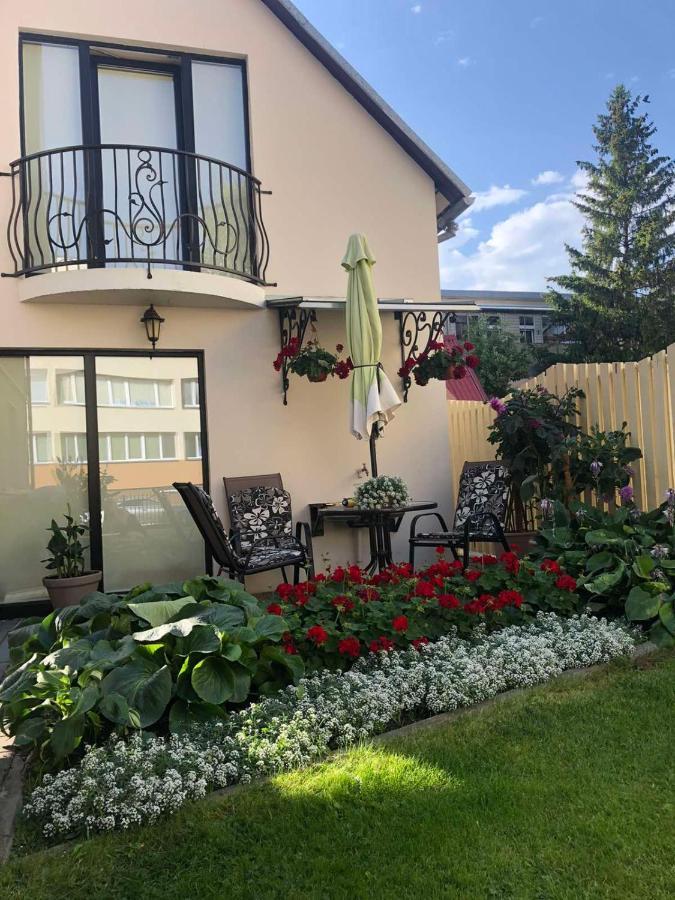 Guest House Nika - Cottages And Rooms In The Heart Of Palanga City Center Exteriér fotografie